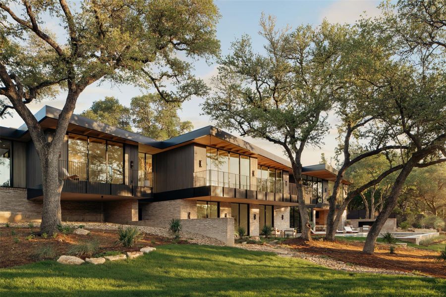 Image 34 of a home in .