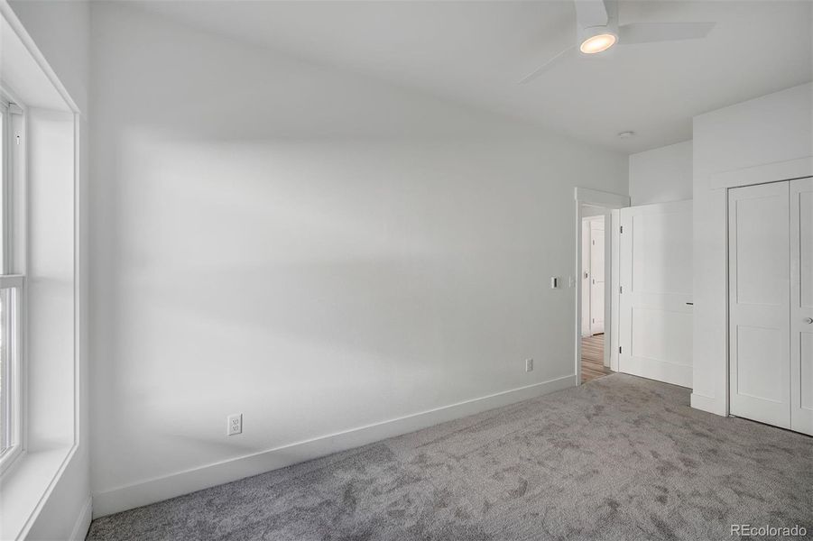 Lincoln Model Home Photos. Same model home by same builder.