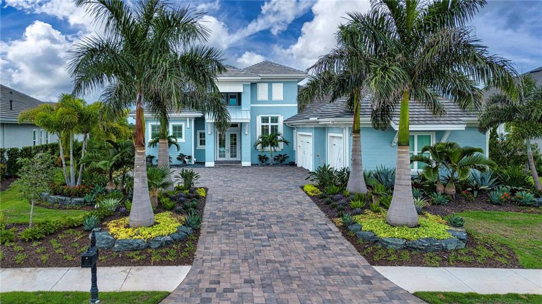 Front exterior of a new home in , Bradenton, FL, highlighting curb appeal (Image 2). Front exterior of a new home in , Bradenton, FL, highlighting curb appeal (Image 2).