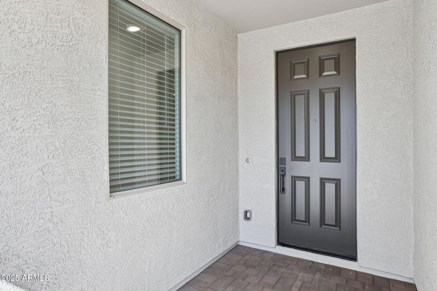 4-web-or-mls-W Brown St-S1810-004