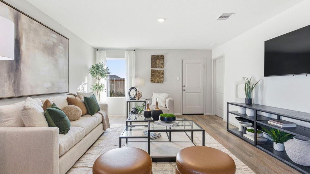 Furnished interior view inside a new home in Watermark, Alvin (Image 15).