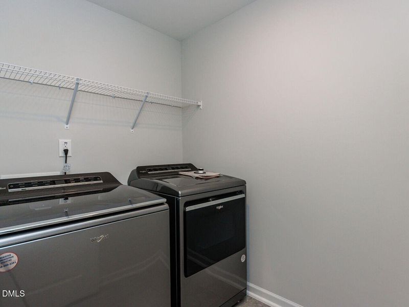 029-1280x960-laundry-room