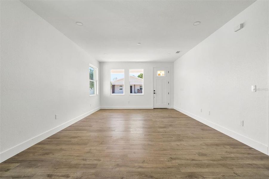 Spacious, unfurnished interior of a new home in , Tampa (Image 22). Spacious, unfurnished interior of a new home in , Tampa (Image 22).
