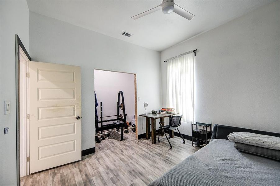 Furnished interior view inside a new home in , Decatur (Image 9).