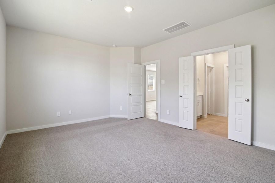 Spacious, unfurnished interior of a new home in , New Caney (Image 17). Spacious, unfurnished interior of a new home in , New Caney (Image 17).