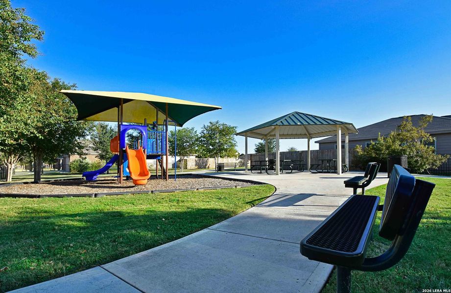 Community amenities in Luckey Ranch, San Antonio (Image 26).