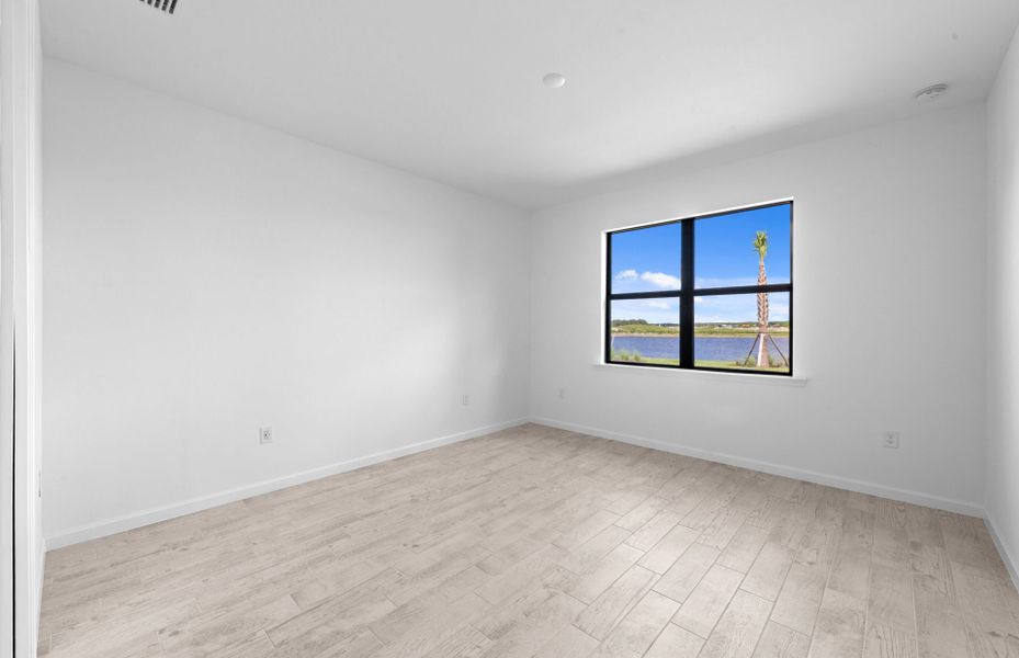 Spacious, unfurnished interior of a new home in Del Webb Naples, Immokalee (Image 12). Spacious, unfurnished interior of a new home in Del Webb Naples, Immokalee (Image 12).