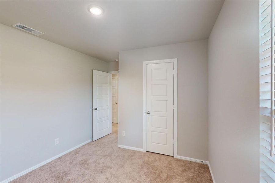 Spacious, unfurnished interior of a new home in Elevon, Lavon (Image 27).