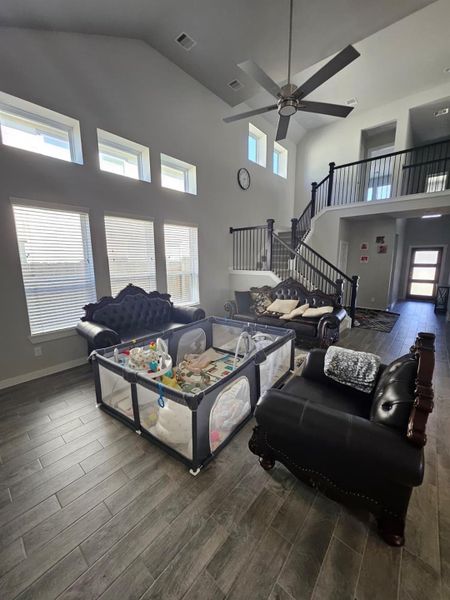 Furnished interior view inside a new home in Briarwood Crossing, Rosenberg (Image 15). Furnished interior view inside a new home in Briarwood Crossing, Rosenberg (Image 15).