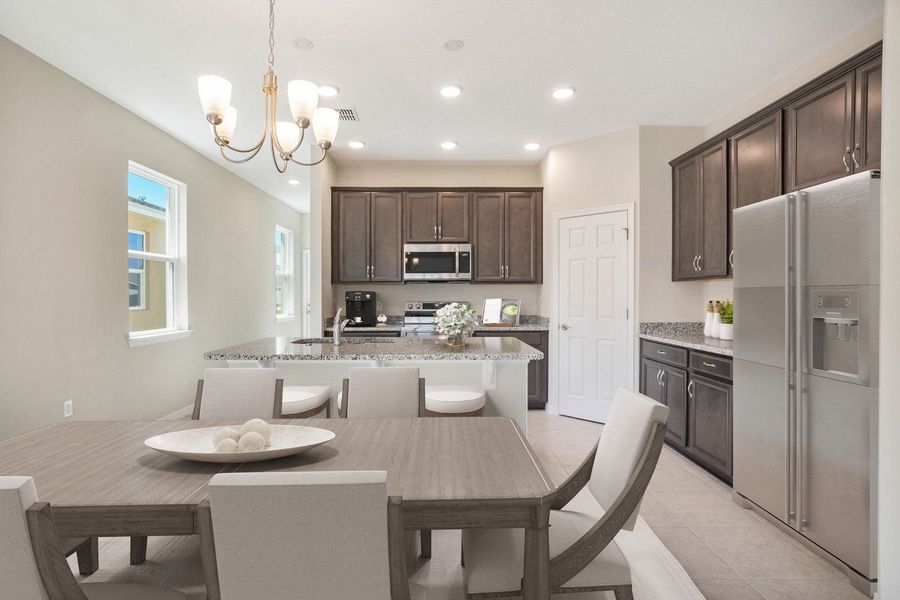 Dining of The Bellinger at Wynnstone Dining of The Bellinger at Wynnstone