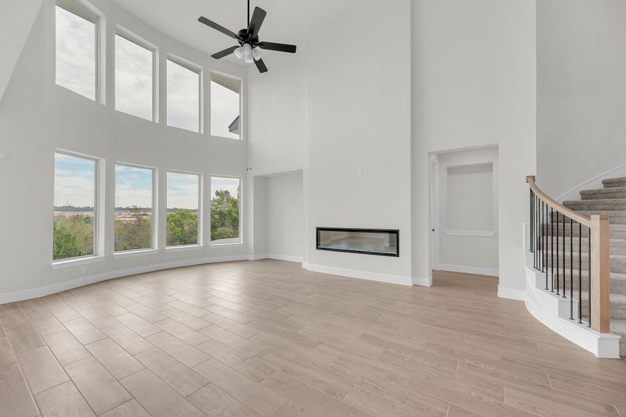 Spacious, unfurnished interior of a new home in Santa Rita Ranch, Liberty Hill (Image 33). Spacious, unfurnished interior of a new home in Santa Rita Ranch, Liberty Hill (Image 33).