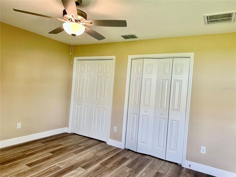 Spacious, unfurnished interior of a new home in , Weeki Wachee (Image 48).