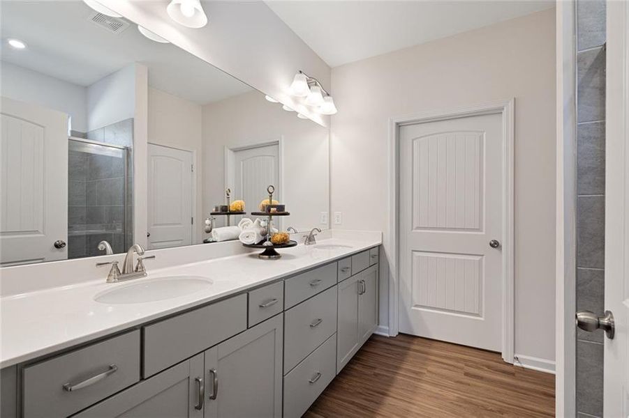 Furnished interior view inside a new home in Evergreen at Lakeside, Temple (Image 7).
