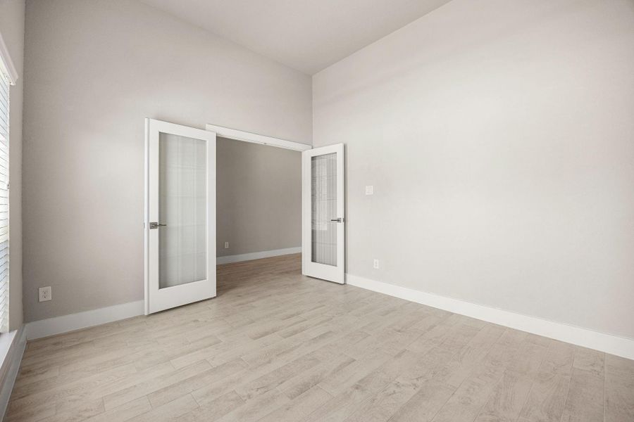 Spacious, unfurnished interior of a new home in Morton Creek Ranch, Katy (Image 17). Spacious, unfurnished interior of a new home in Morton Creek Ranch, Katy (Image 17).