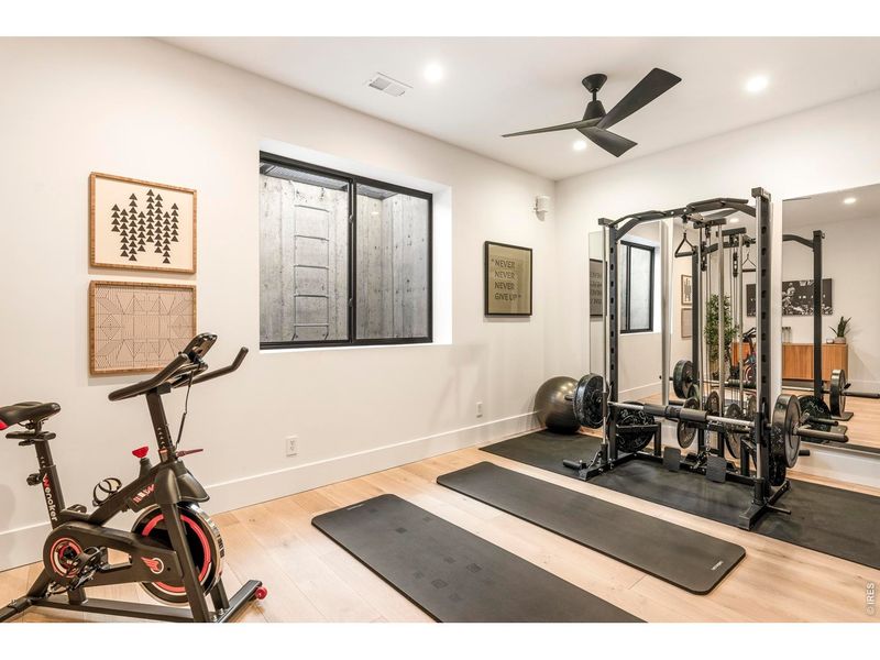 Image 47 of a home in .