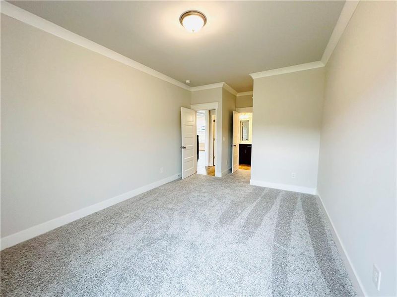 Spacious, unfurnished interior of a new home in Summerlin, Winder (Image 50).