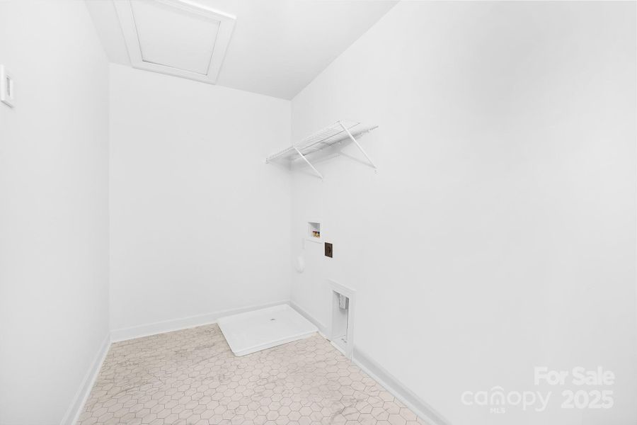 Spacious, unfurnished interior of a new home in , New London (Image 18).