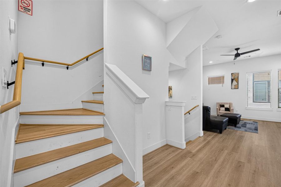 Spacious, unfurnished interior of a new home in , Houston (Image 23).