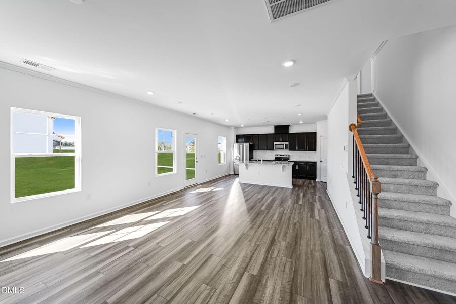 SUN_MyrtleMeadows_Pic_Winston-7