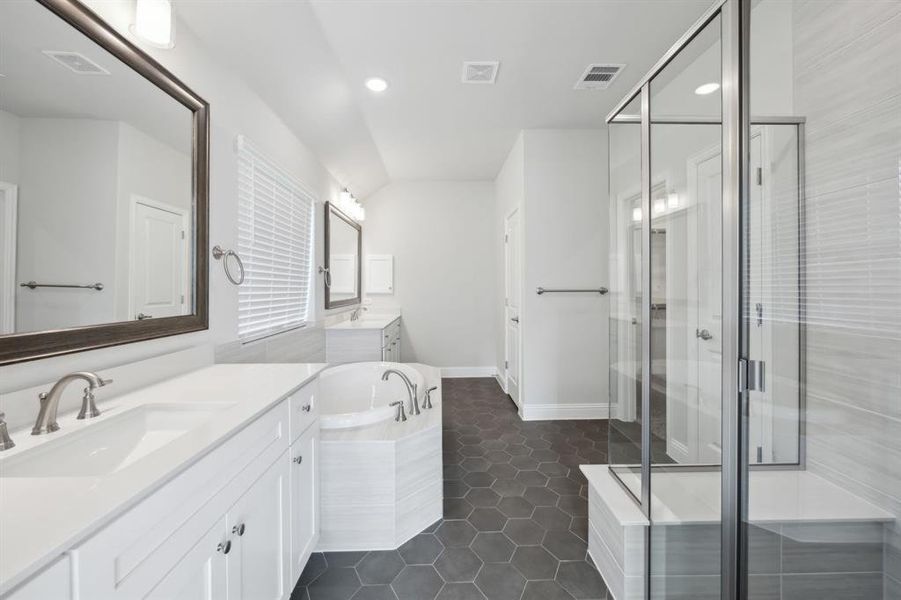 Furnished interior view inside a new home in Las Lomas, Forney (Image 5). Furnished interior view inside a new home in Las Lomas, Forney (Image 5).