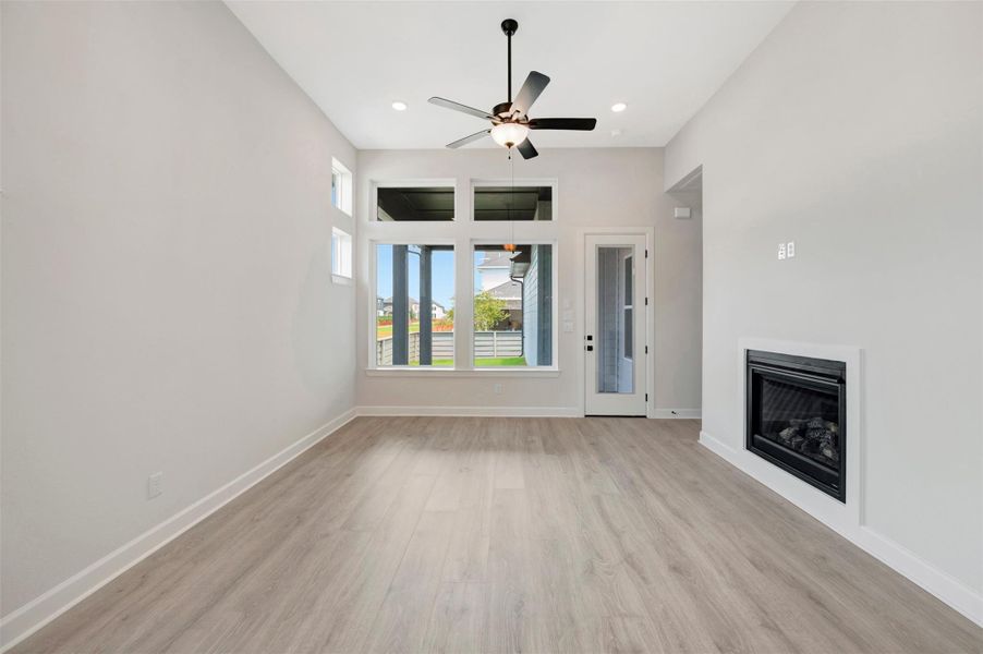 Spacious, unfurnished interior of a new home in Pomona - Grove Row Collection, Manvel (Image 14).