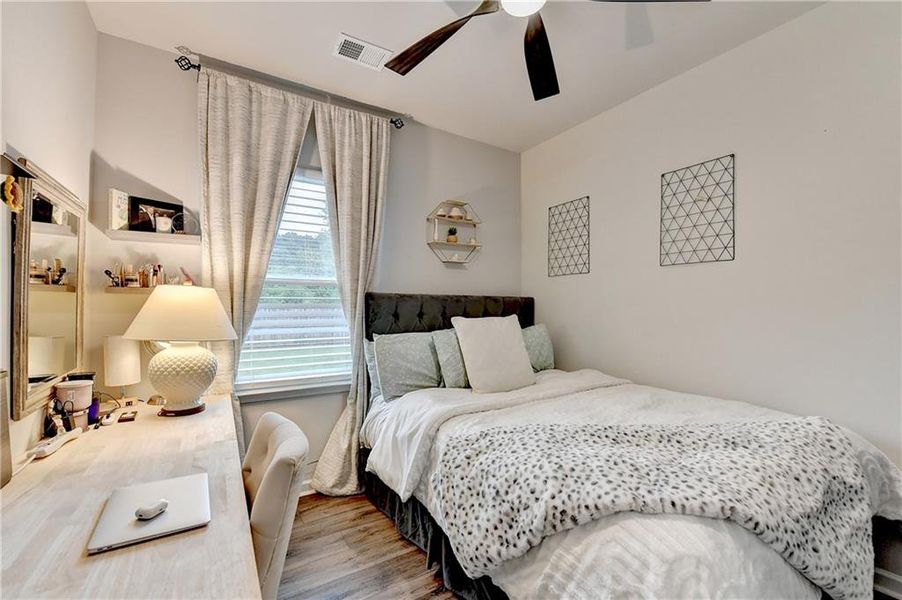 Furnished interior view inside a new home in Haverhill Farms, Bethlehem (Image 11).