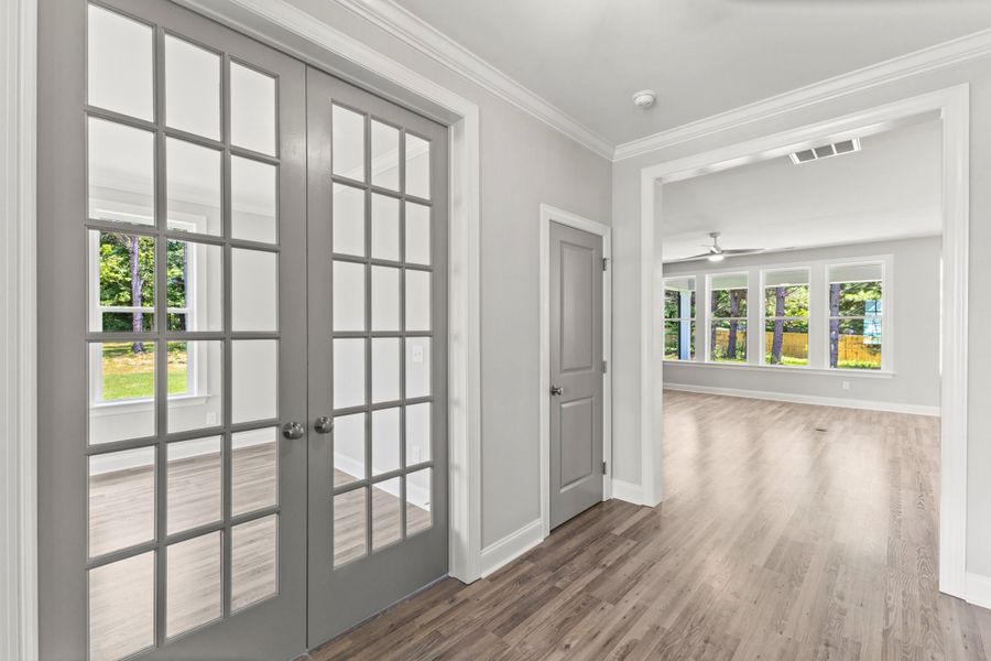 Representative unfurnished interior of a home built from the The Whitley by RobuckHomes in Baylee Ridge, Selma (Image 93).