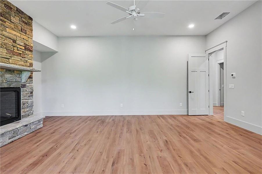 Spacious, unfurnished interior of a new home in , Morganton (Image 62). Spacious, unfurnished interior of a new home in , Morganton (Image 62).