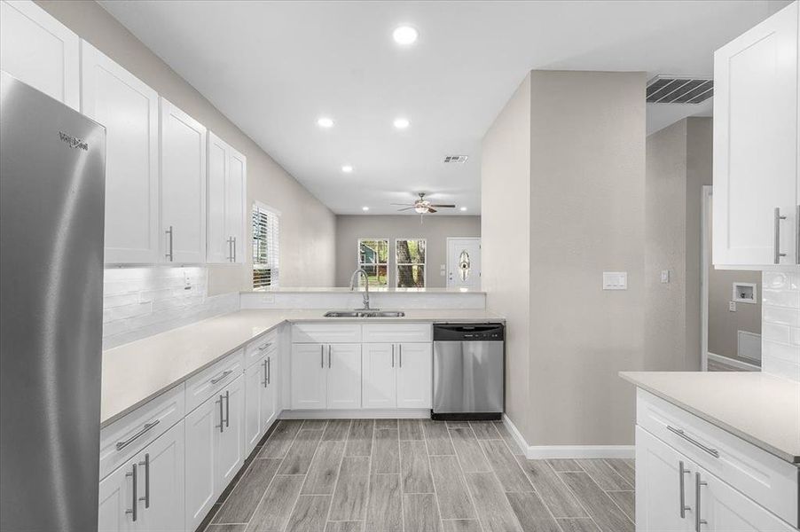 Furnished interior view inside a new home in , Fort Worth (Image 9). Furnished interior view inside a new home in , Fort Worth (Image 9).