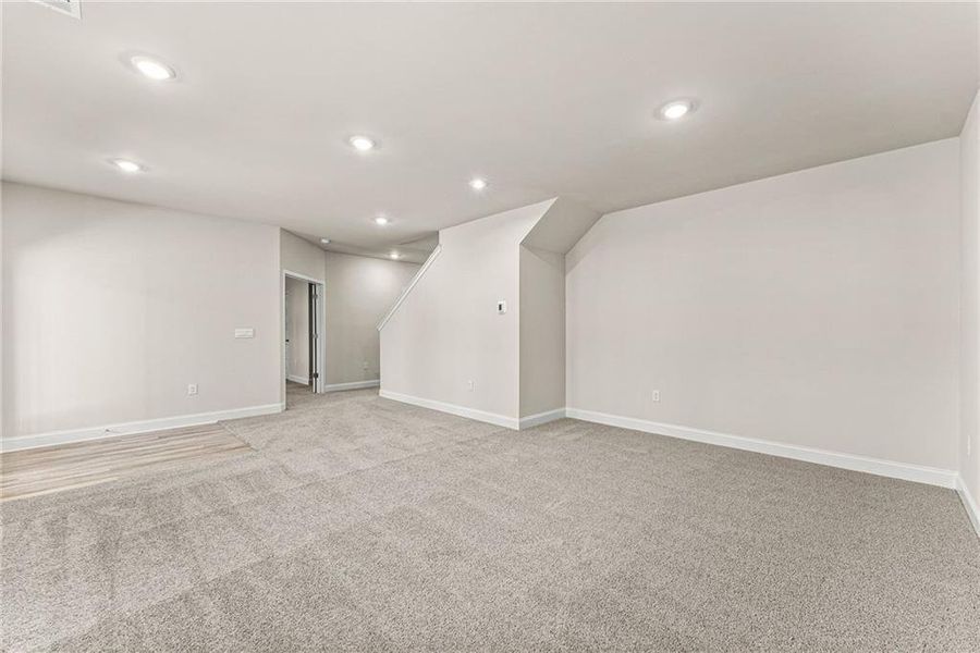 Spacious, unfurnished interior of a new home in Magnolia Villas, Cornelia (Image 33).