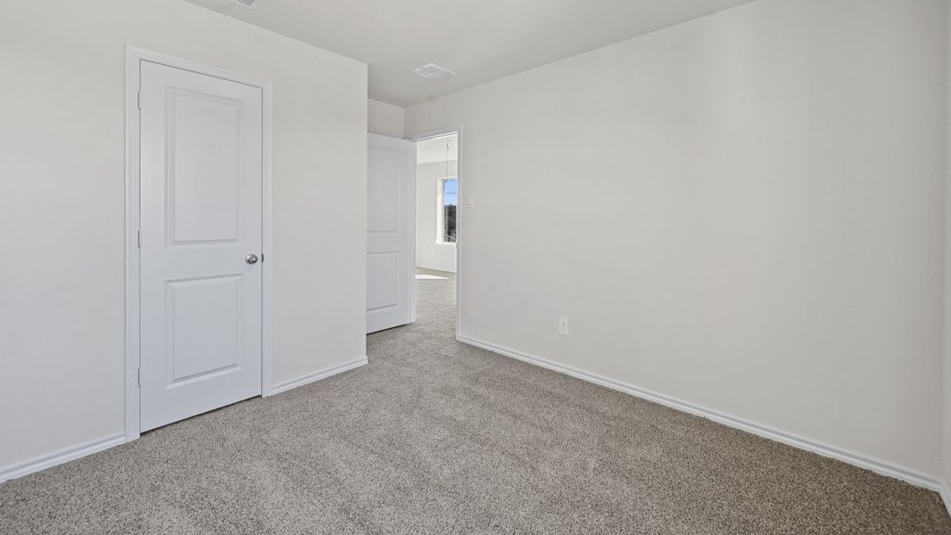 Spacious, unfurnished interior of a new home in Crane Crossing, Crandall (Image 24).