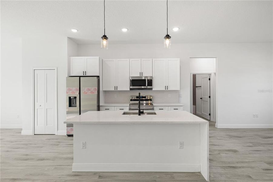 Furnished interior view inside a new home in , Ocala (Image 5).