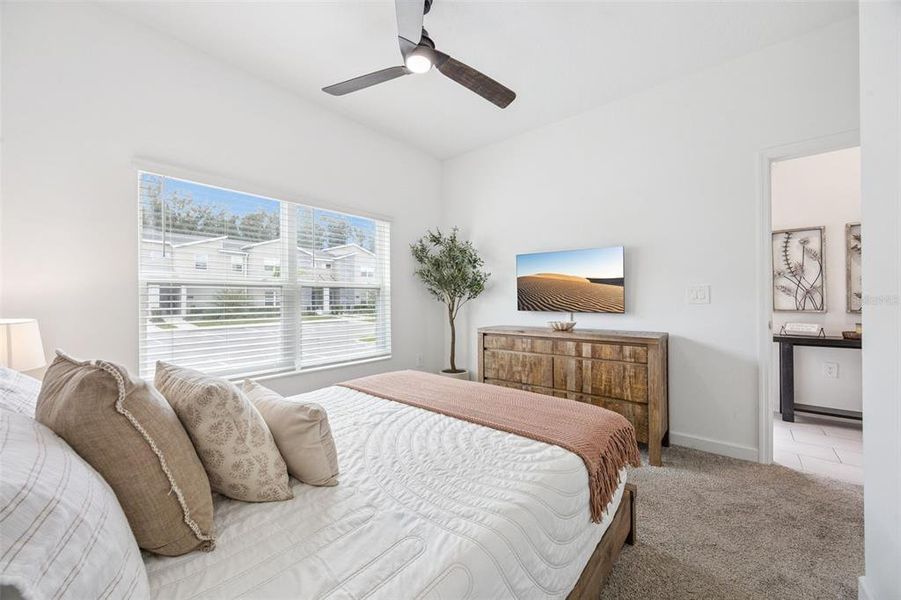 Furnished interior view inside a new home in , Kissimmee (Image 11).