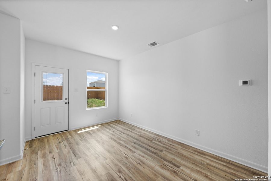Spacious, unfurnished interior of a new home in Blue Wing, San Antonio (Image 13). Spacious, unfurnished interior of a new home in Blue Wing, San Antonio (Image 13).