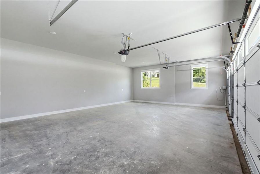 Spacious, unfurnished interior of a new home in , Jefferson (Image 70).
