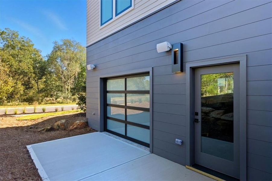 Exterior details and patio area of a home in Aster, Roswell (Image 33).