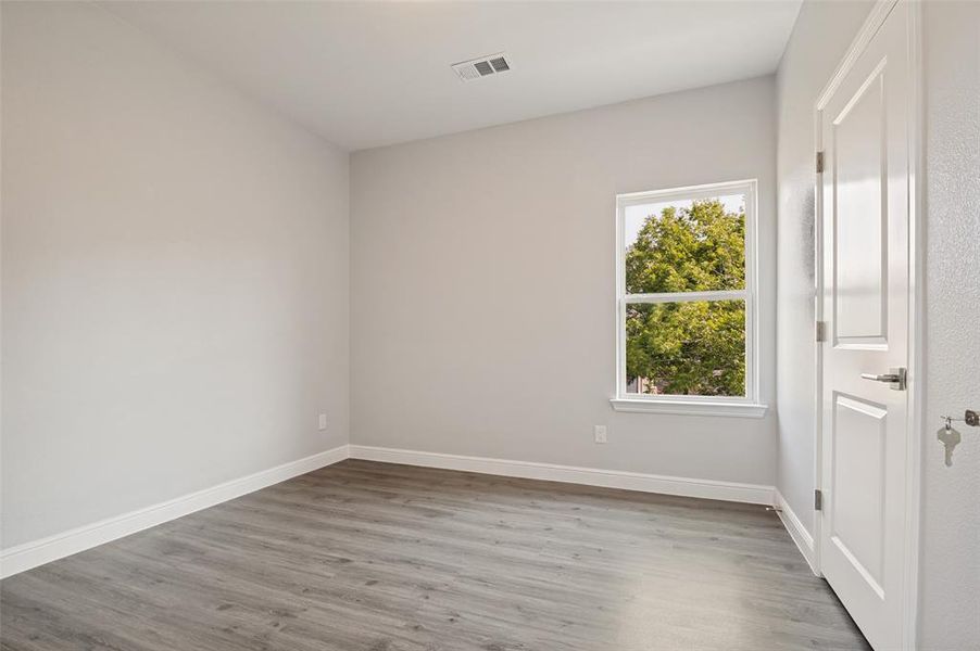 Spacious, unfurnished interior of a new home in , Cockrell Hill (Image 22).