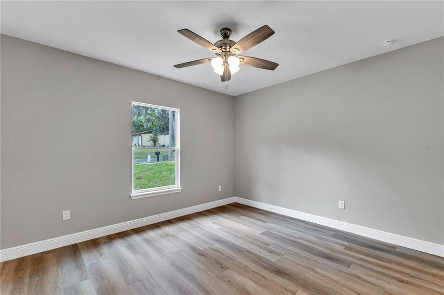 Spacious, unfurnished interior of a new home in , Orange City (Image 14).