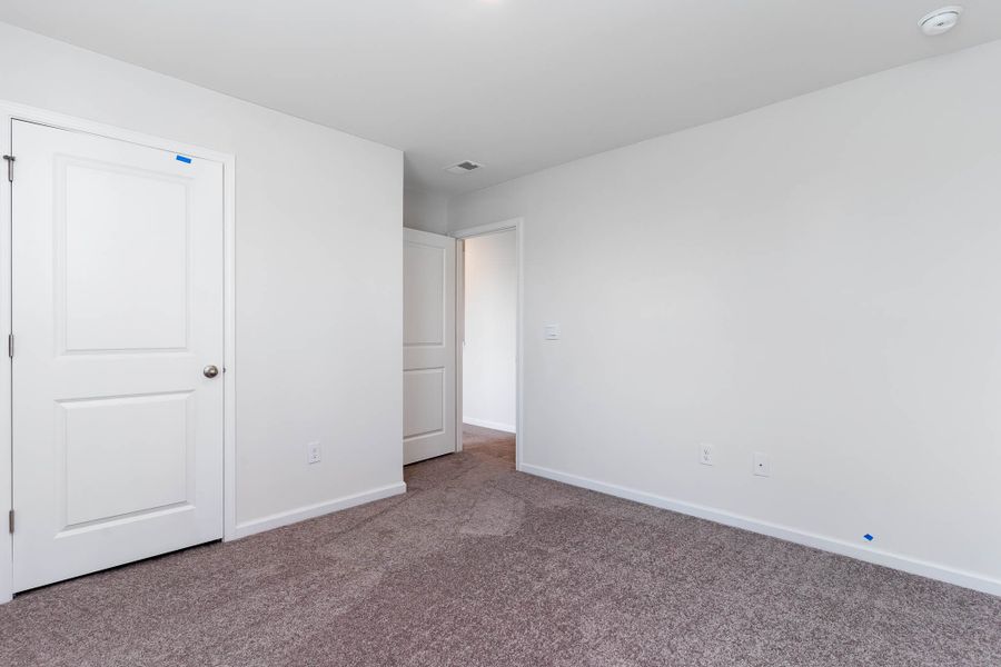 Representative unfurnished interior of a home built from the HAYDEN by D.R. Horton in South Haven, Camden (Image 29).
