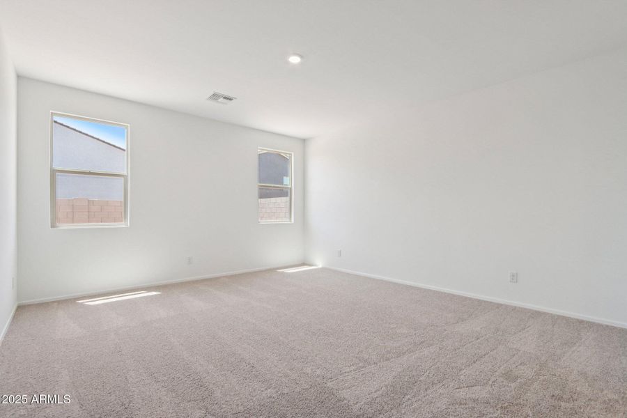 17-web-or-mls-W Pecan Wds-S1907-017 17-web-or-mls-W Pecan Wds-S1907-017