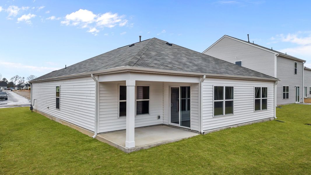 Exterior details and patio area of a home in Hunter Hill, Rocky Mount (Image 3).