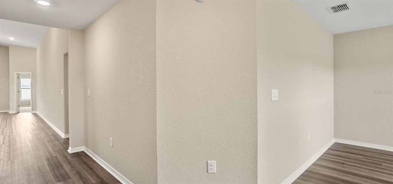 Spacious, unfurnished interior of a new home in Falls of Ocala, Ocala (Image 22).