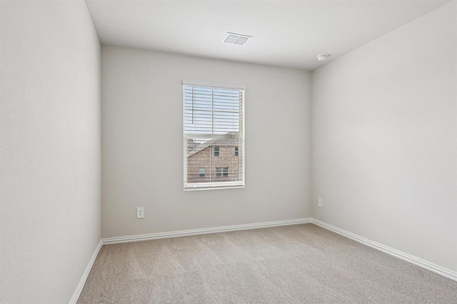 Spacious, unfurnished interior of a new home in Parks at Foster Crossing - Signature Series, Anna (Image 29).