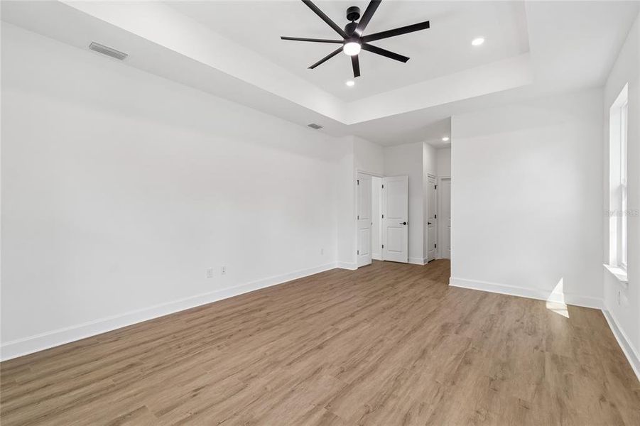 Spacious, unfurnished interior of a new home in , Weeki Wachee (Image 55). Spacious, unfurnished interior of a new home in , Weeki Wachee (Image 55).