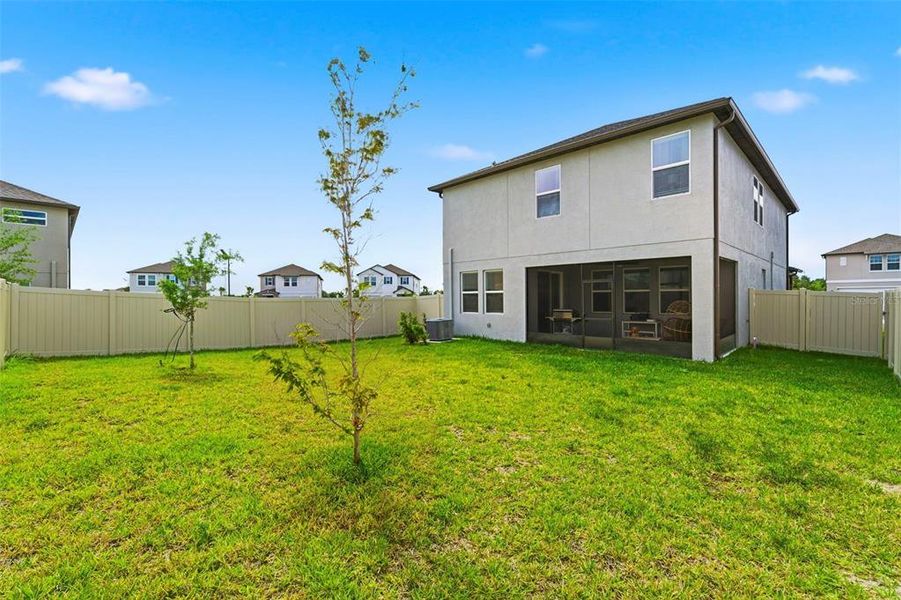 Exterior details and patio area of a home in , Palmetto (Image 28).