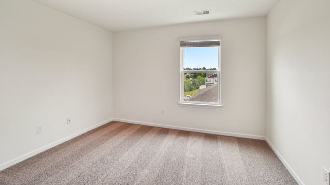 Spacious, unfurnished interior of a new home in Archer's Pointe, Johnson City (Image 25).