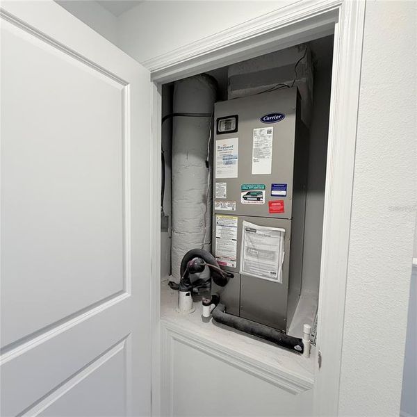 Close-up of interior finishes inside a home in , Zephyrhills (Image 20).