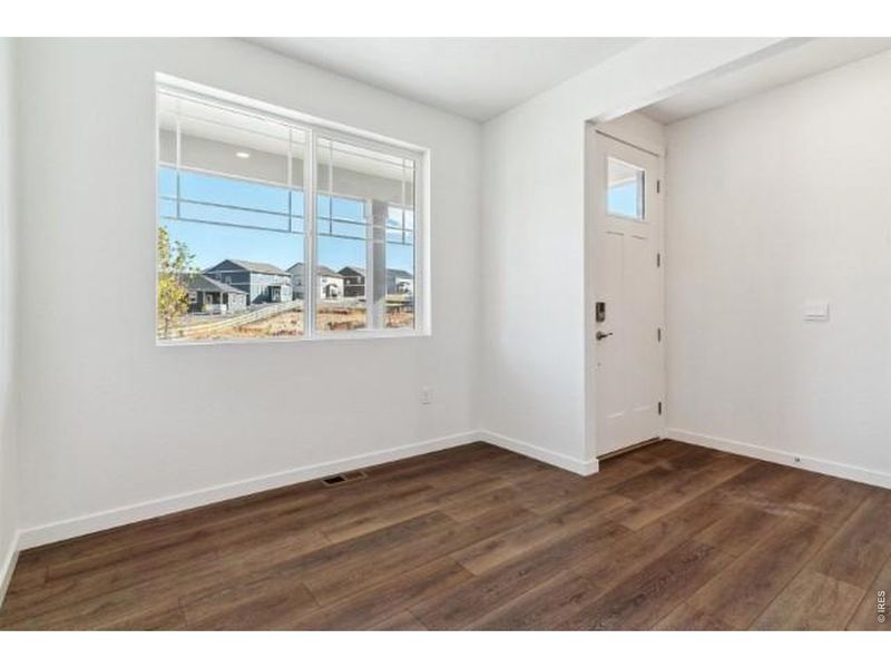 Spacious, unfurnished interior of a new home in Lakeside Canyon, Mead (Image 18).