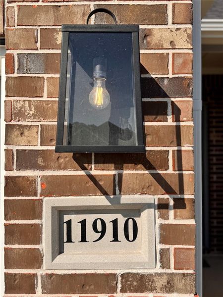 Close-up of interior finishes inside a home in Lexington Heights, Willis (Image 15).