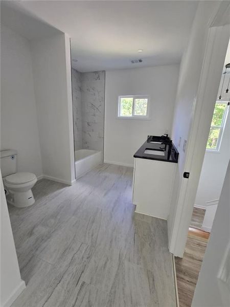 Image 10 of a home in .